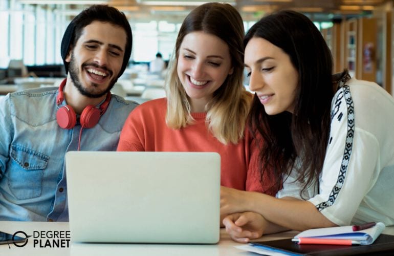 Three friends choosing Organizational Leadership Program online